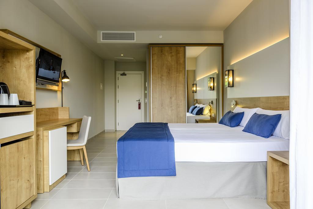 Estival Eldorado Resort Cambrils Exterior photo